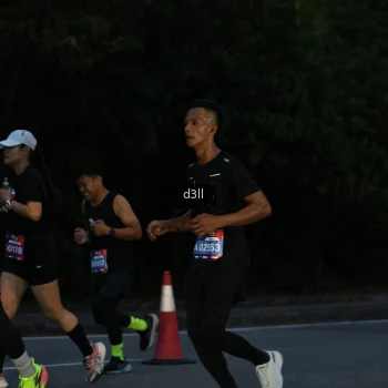 Runner Photo 3968313
