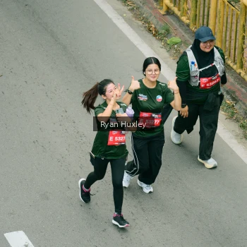 Runner Photo 3968335