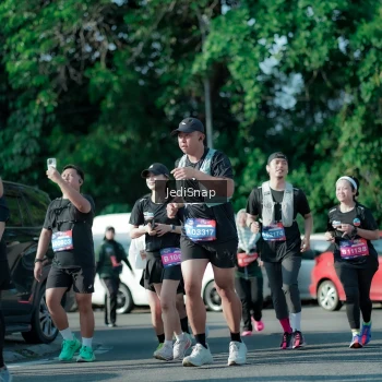 Runner Photo 3968342