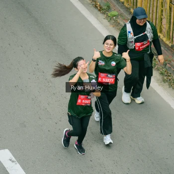 Runner Photo 3968346