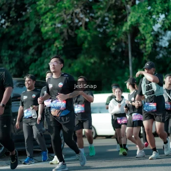 Runner Photo 3968360