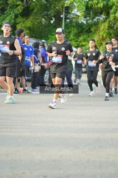 Runner Photo 3968380