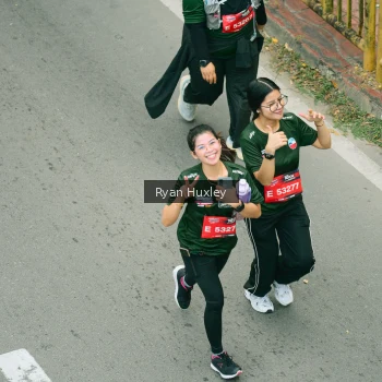 Runner Photo 3968386
