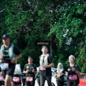 Runner Photo 3968409