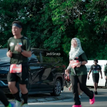 Runner Photo 3968413