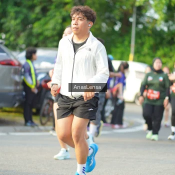 Runner Photo 3968457
