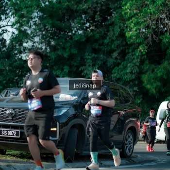 Runner Photo 3968466