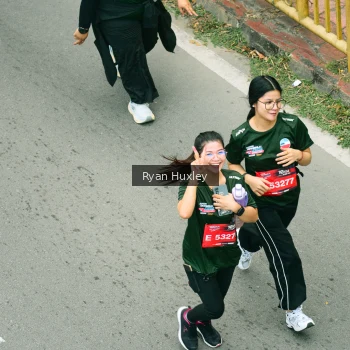 Runner Photo 3968486