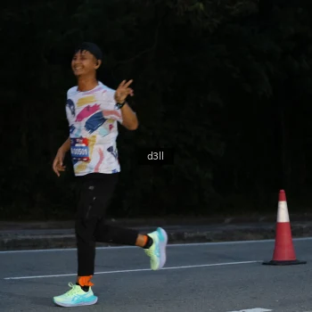 Runner Photo 3968544