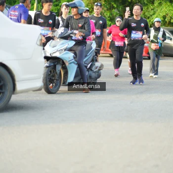 Runner Photo 3968596