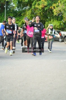 Runner Photo 3968618
