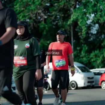 Runner Photo 3968679