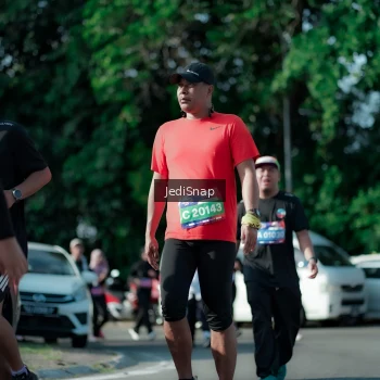 Runner Photo 3968681