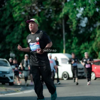 Runner Photo 3968699