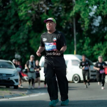 Runner Photo 3968715
