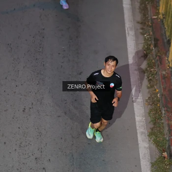 Runner Photo 3968753