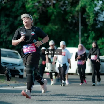 Runner Photo 3968756