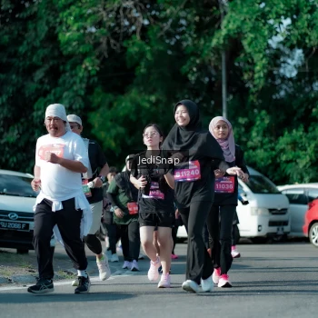 Runner Photo 3968765