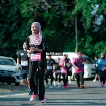 Runner Photo 3968773