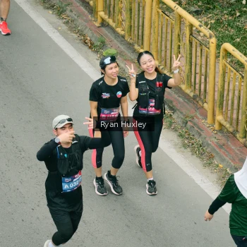Runner Photo 3968795