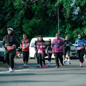 Runner Photo 3968842