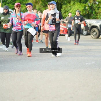 Runner Photo 3968925