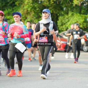 Runner Photo 3968930