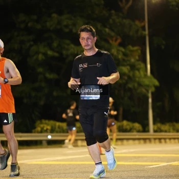 Runner Photo 3968963