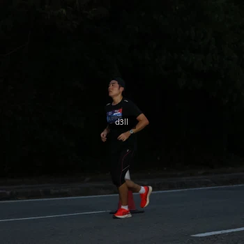 Runner Photo 3968969