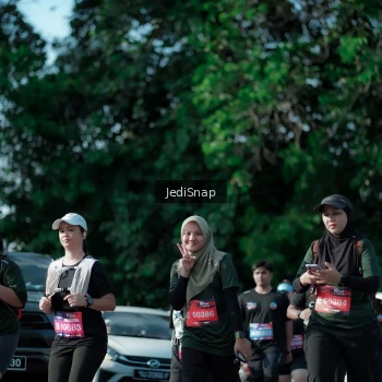Runner Photo 3968973