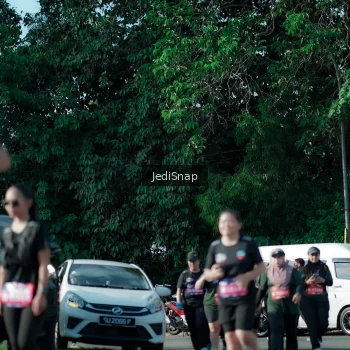 Runner Photo 3968985