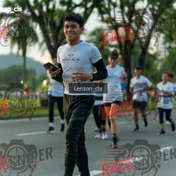 Runner Photo 396899