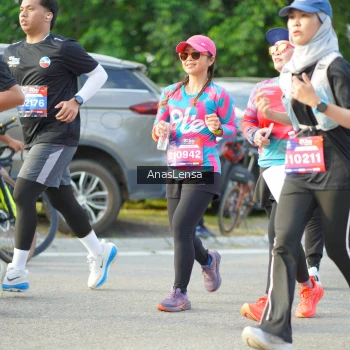 Runner Photo 3968998
