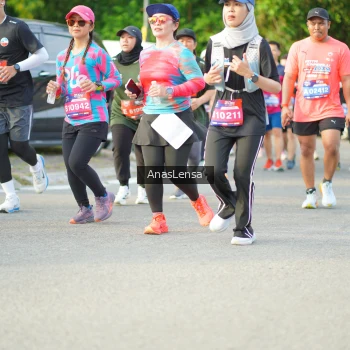 Runner Photo 3968999