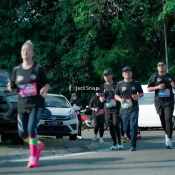 Runner Photo 3969033