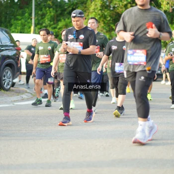 Runner Photo 3969042