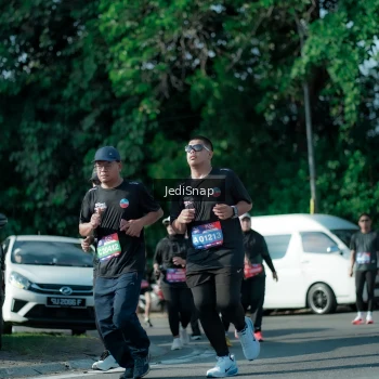 Runner Photo 3969059