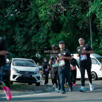 Runner Photo 3969081