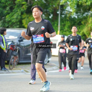 Runner Photo 3969355