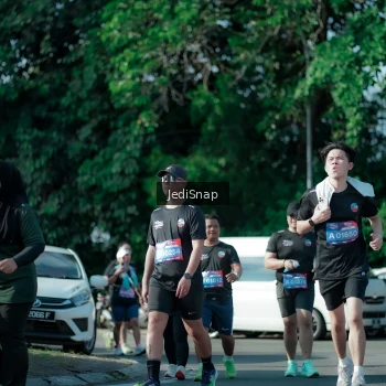 Runner Photo 3969437