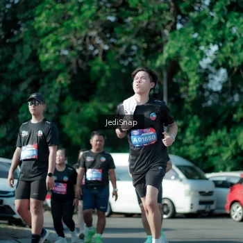 Runner Photo 3969445