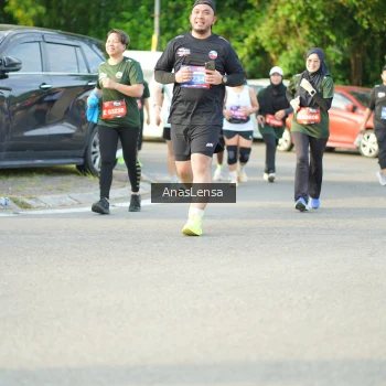 Runner Photo 3969458