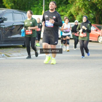 Runner Photo 3969471