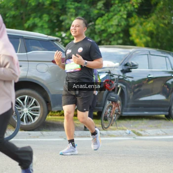 Runner Photo 3969575
