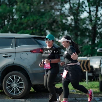 Runner Photo 3969635