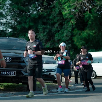 Runner Photo 3969646