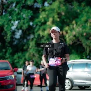 Runner Photo 3969695