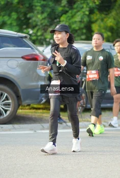 Runner Photo 3969701