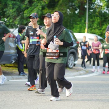 Runner Photo 3969723