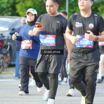 Runner Photo 3969856
